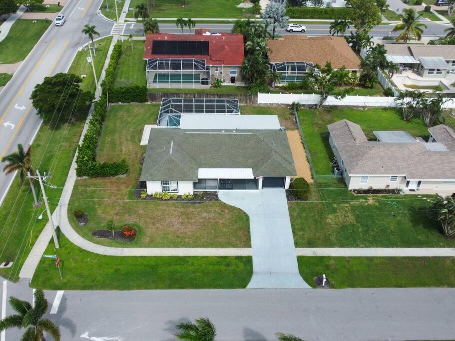 Elevated 1152 - Serene Family Friendly 4 Bed Pool Home Марко Айлънд Екстериор снимка